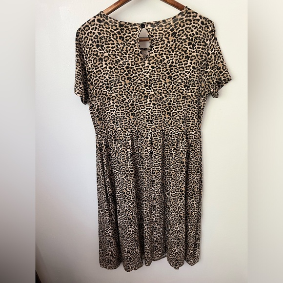 Wednesday’s Girl Maternity Dress cheetah Leopard Print NWT Size 14 NEW - Picture 5 of 8